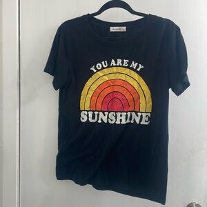 Kaislandy black “you are my sunshine” medium t-shirt